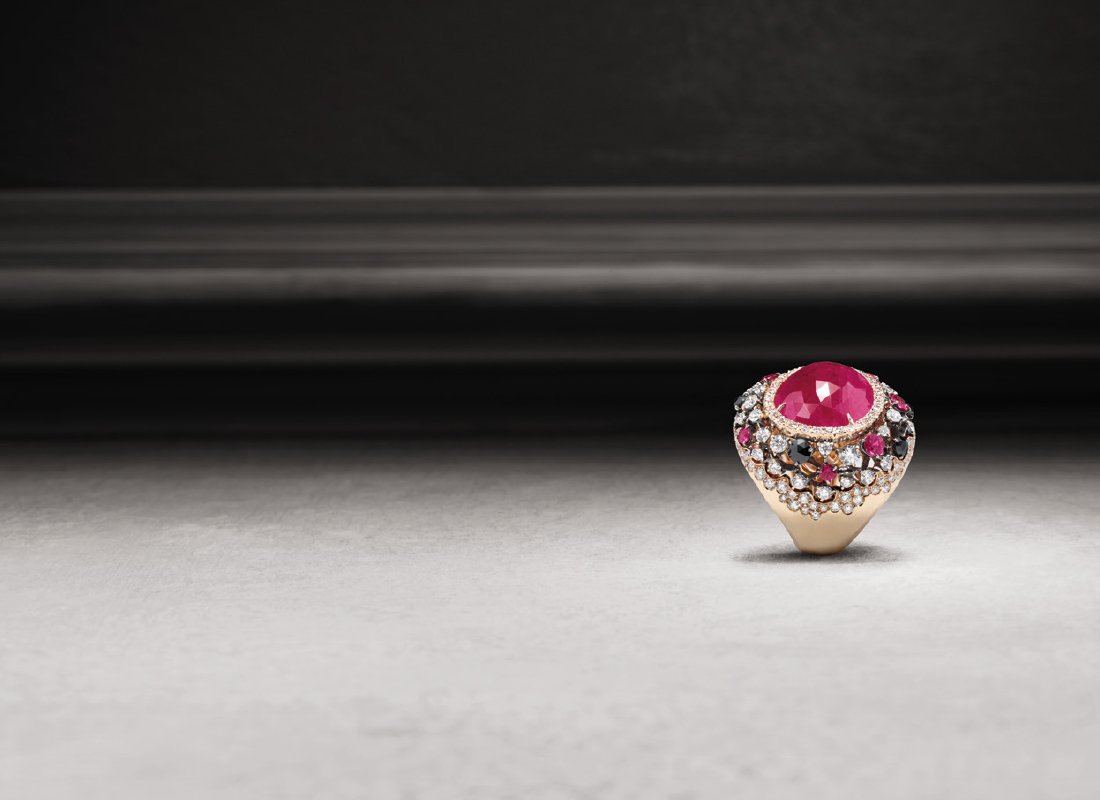 17-crivelli-gioielli-bracciale-oro-rosso-brillanti-bianchi-dark-rubini-zaffiro Anello a fascia con brillanti rubini e zaffiro pink | Crivelli Official