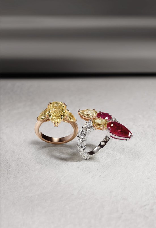 09-crivelli-gioielli-anelli-oro-bianco-rosso-diamanti-fancy-brillanti-rubini Anelli oro bianco e rosa con diamanti fancy, rubini e brillanti | Crivelli Official